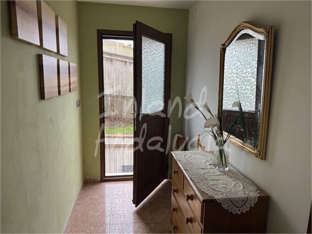 Casa de 6 habitaciones en Fuente Alamo, Alcalá la Real en venta con piscina - 265.000 € (Ref: 9618856)