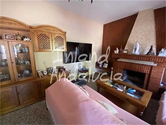 Local Comercial de 4 habitaciones en Montefrío en venta con piscina garaje - 312.000 € (Ref: 9625132)