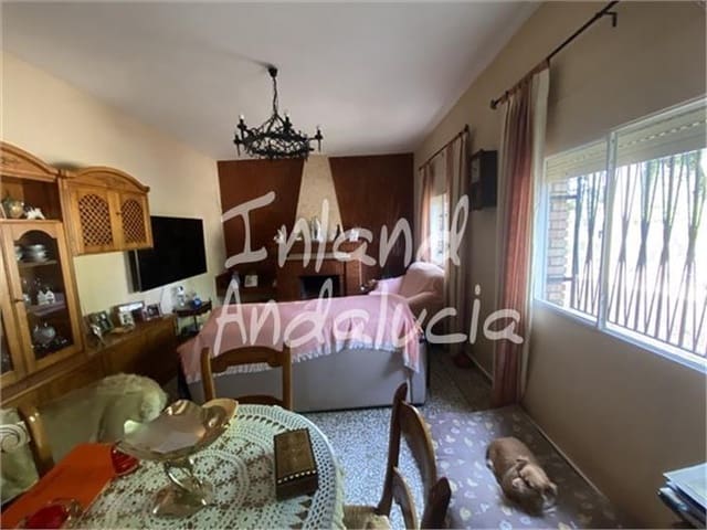 Local Comercial de 4 habitaciones en Montefrío en venta con piscina garaje - 312.000 € (Ref: 9625132)