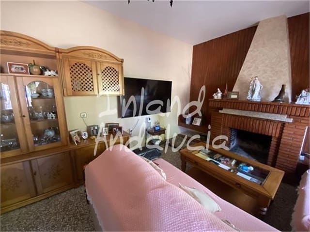 Local Comercial de 4 habitaciones en Montefrío en venta con piscina garaje - 312.000 € (Ref: 9625132)