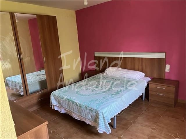 5 sovrum Hus till salu i La Pedriza, Alcalá la Real - 122 000 € (Ref: 9625133)