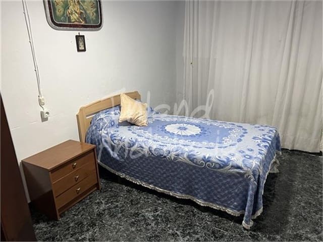 4 soverom Hus til salgs i Charilla, Alcalá la Real - € 57 000 (Ref: 9627064)