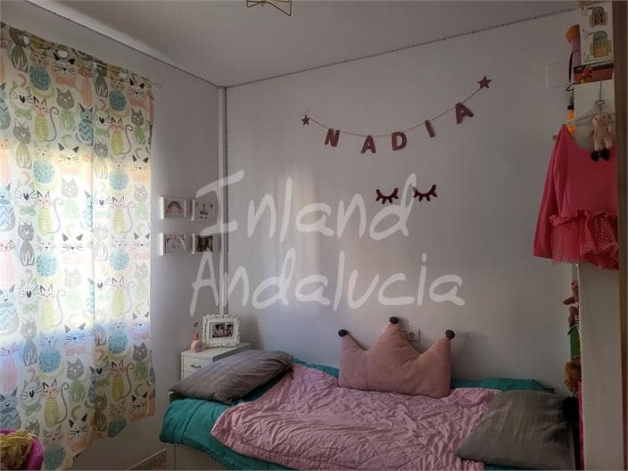 4 bedroom Townhouse for sale in Fuente de Piedra with garage - € 189,950 (Ref: 9627065)