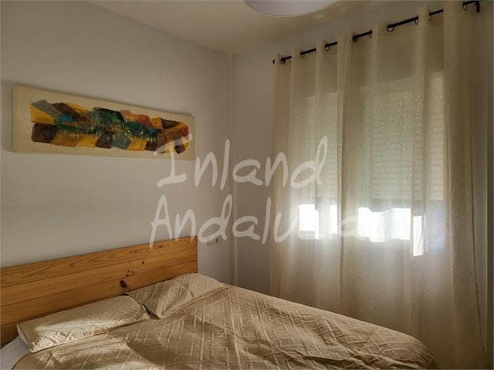 4 bedroom Townhouse for sale in Fuente de Piedra with garage - € 189,950 (Ref: 9627065)