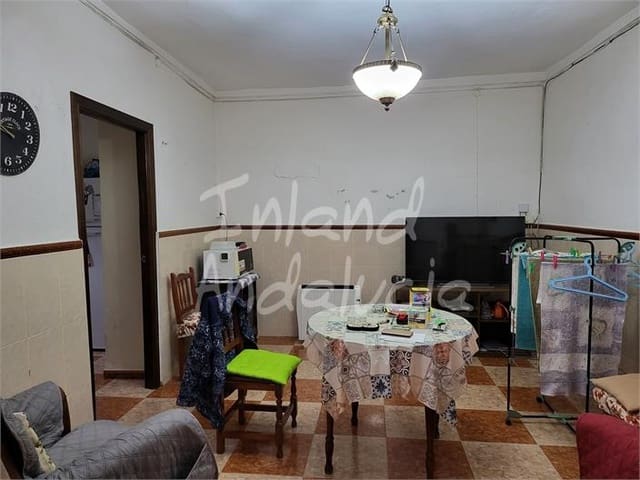 3 makuuhuone Omakotitalo myytävänä paikassa La Roda de Andalucía - 110 000 € (Ref: 9627066)