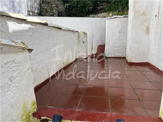 2 chambre Maison de Ville à vendre à Castillo de Locubín - 38 000 € (Ref: 9633696)