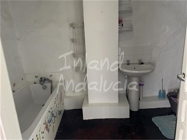 2 chambre Maison de Ville à vendre à Castillo de Locubín - 38 000 € (Ref: 9633696)