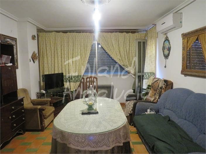 2 Zimmer Apartment zu verkaufen in Martos - 110.000 € (Ref: 9636238)