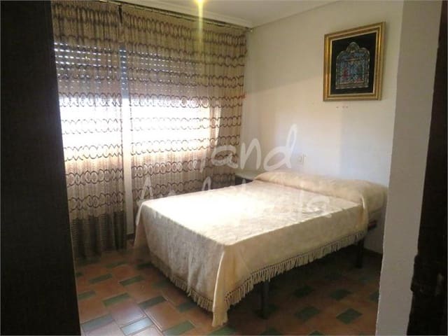 2 Zimmer Apartment zu verkaufen in Martos - 110.000 € (Ref: 9636238)