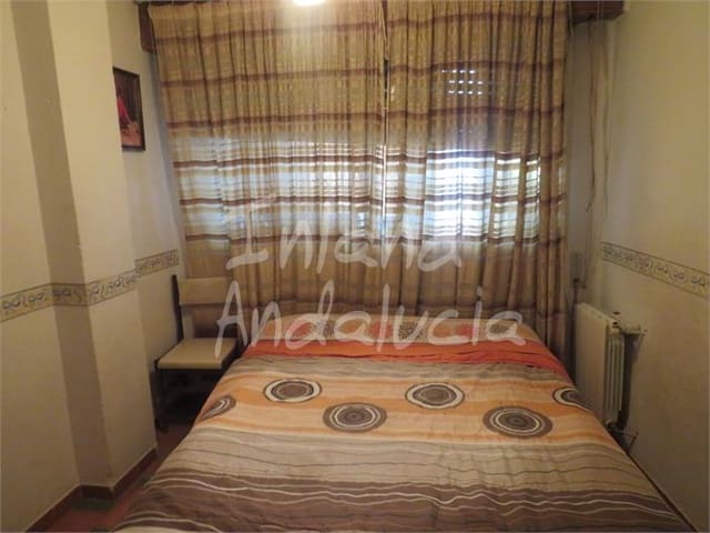 2 Zimmer Apartment zu verkaufen in Martos - 110.000 € (Ref: 9636238)