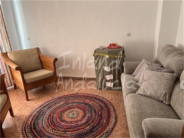 4 sypialnia Dom na sprzedaż w Castillo de Locubín - 72 000 € (Ref: 9643655)