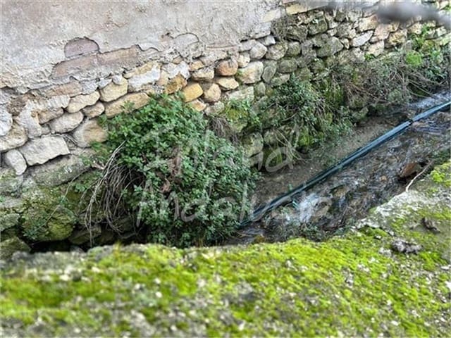 4 sypialnia Dom na sprzedaż w Castillo de Locubín - 72 000 € (Ref: 9643655)