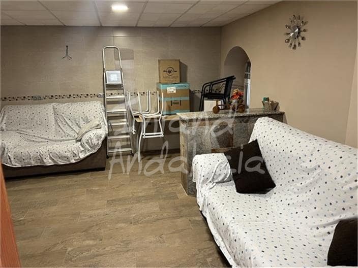 4 sypialnia Dom na sprzedaż w Castillo de Locubin - 105 000 € (Ref: 9651032)