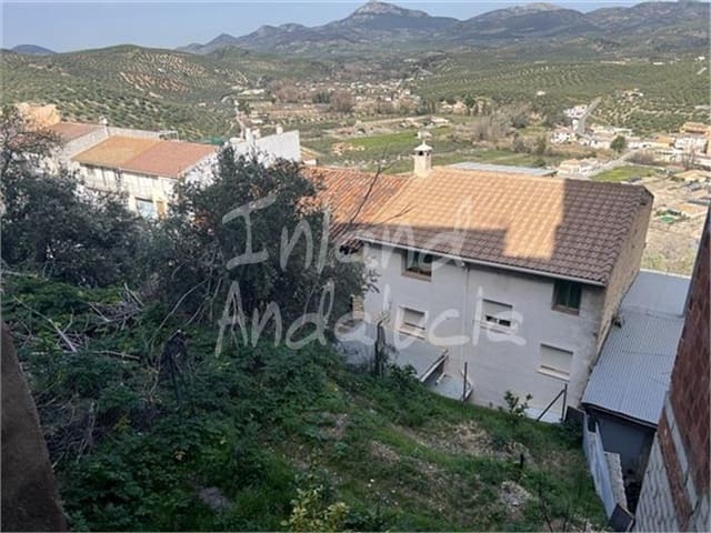4 quarto Casa em Banda para venda em Castillo de Locubín - 105 000 € (Ref: 9651032)