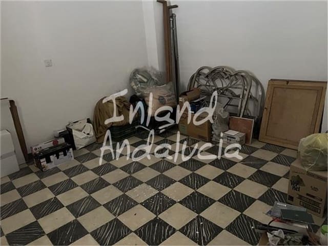 4 sovrum Lägenhet till salu i Alcalá la Real - 69 900 € (Ref: 9658147)