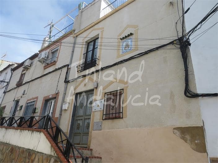 3 soverom Hus til salgs i Martos - € 46 000 (Ref: 9658150)