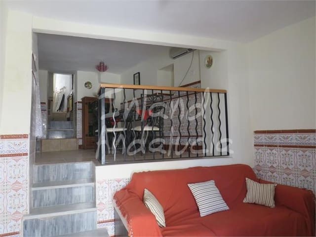 3 soverom Hus til salgs i Martos - € 46 000 (Ref: 9658150)