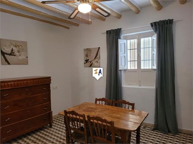 4 bedroom Townhouse for sale in Cuevas de San Marcos - € 69,950 (Ref: 9669765)