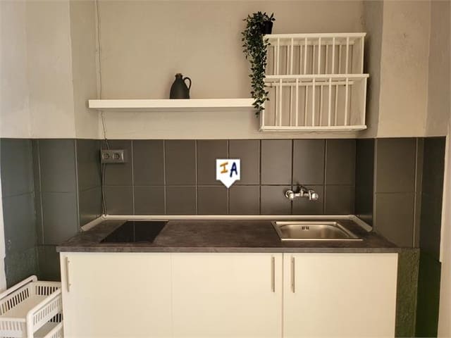 4 bedroom Townhouse for sale in Cuevas de San Marcos - € 69,950 (Ref: 9669765)