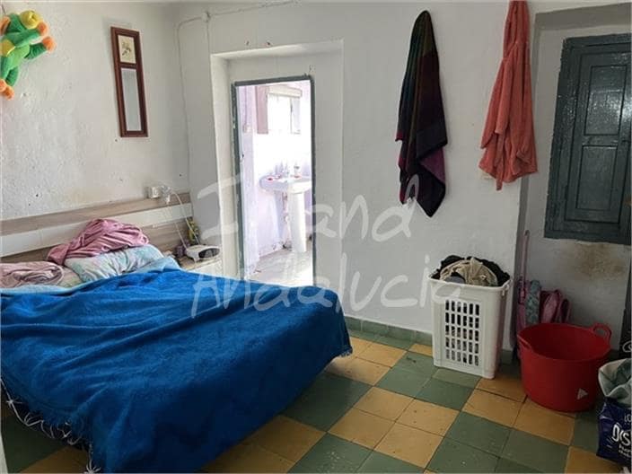 4 soveværelse Byhus til salg i Alcala la Real - € 49.999 (Ref: 9685895)