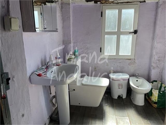 4 soveværelse Byhus til salg i Alcalá la Real - € 49.999 (Ref: 9685895)