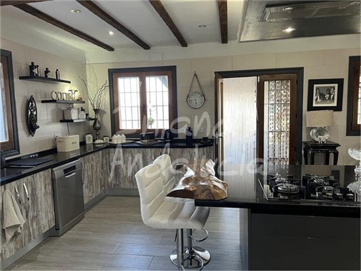 2 soveværelse Finca/Landehus til salg i Ermita Nueva med swimmingpool garage - € 370.000 (Ref: 9685897)