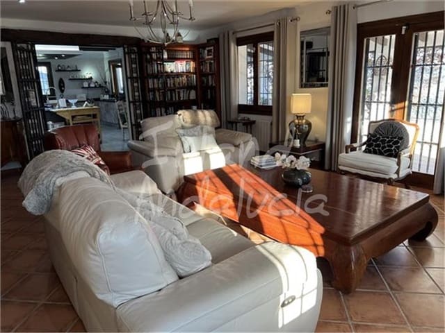 2 Zimmer Finca/Landgut zu verkaufen in Ermita Nueva, Alcalá la Real mit Pool Garage - 370.000 € (Ref: 9685897)