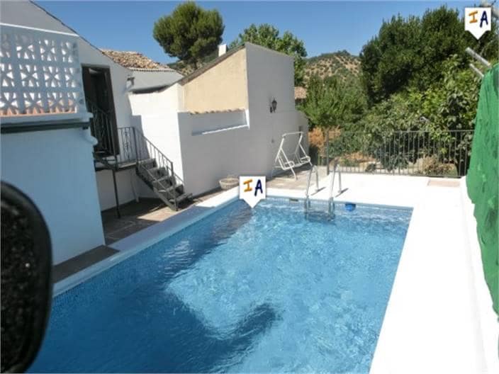 5 bedroom Townhouse for sale in Frailes with pool - € 167,000 (Ref: 9694593)