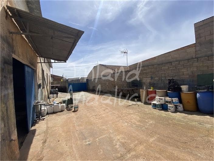 Commercial for sale in Illora with garage - € 260,000 (Ref: 9714374)