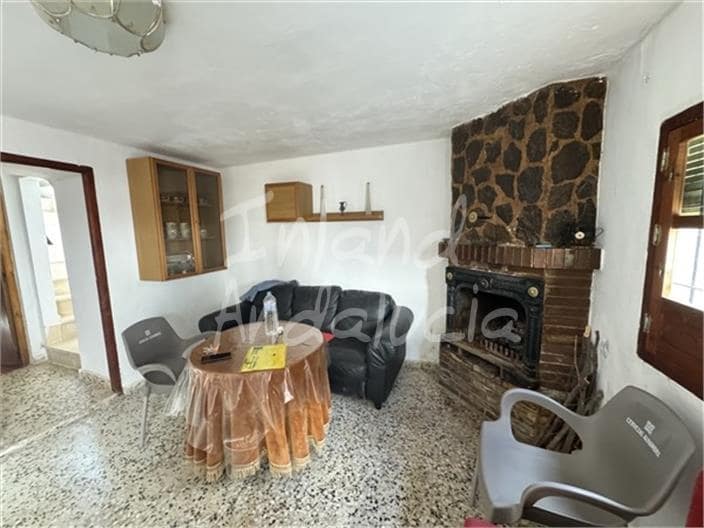 5 bedroom Finca/Country House for sale in Trevelez with garage - € 66,000 (Ref: 9719355)