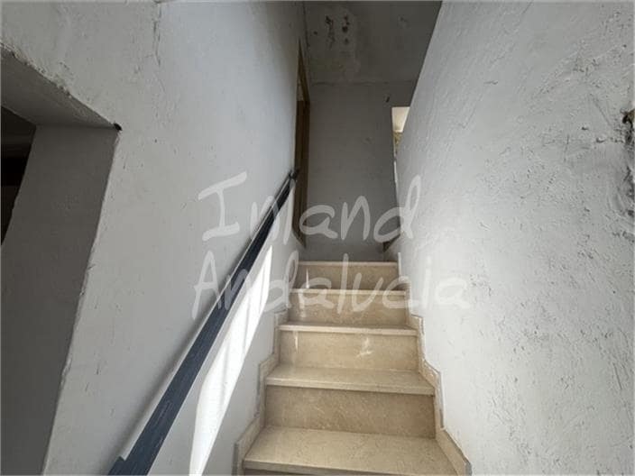 5 bedroom Finca/Country House for sale in Trevelez with garage - € 66,000 (Ref: 9719355)