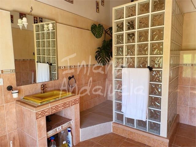 4 slaapkamer Finca/Landhuis te koop in Isla Redonda, Ecija met garage - € 345.000 (Ref: 9719358)