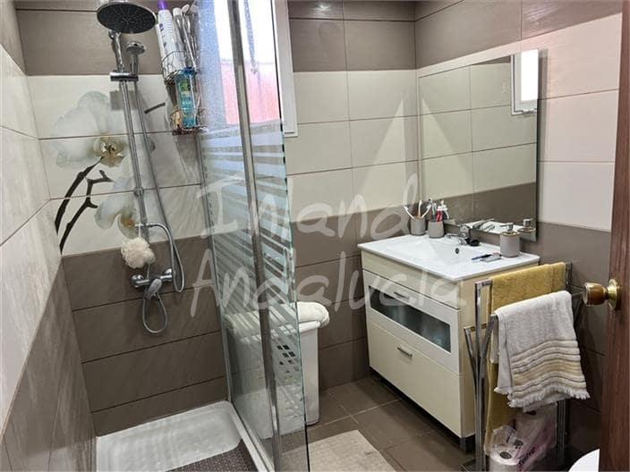 4 bedroom Townhouse for sale in Castillo de Locubin - € 67,000 (Ref: 9720995)