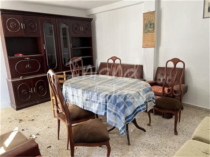 4 bedroom Finca/Country House for sale in Alcala la Real - € 120,000 (Ref: 9735004)