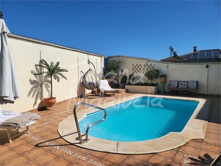 3 bedroom Townhouse for sale in Mollina with pool garage - € 260,000 (Ref: 9737771)