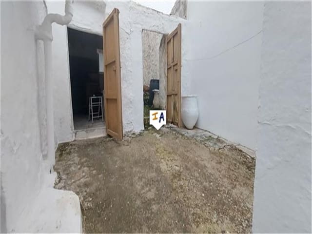 5 quarto Casa em Banda para venda em Luque - 75 000 € (Ref: 9747506)