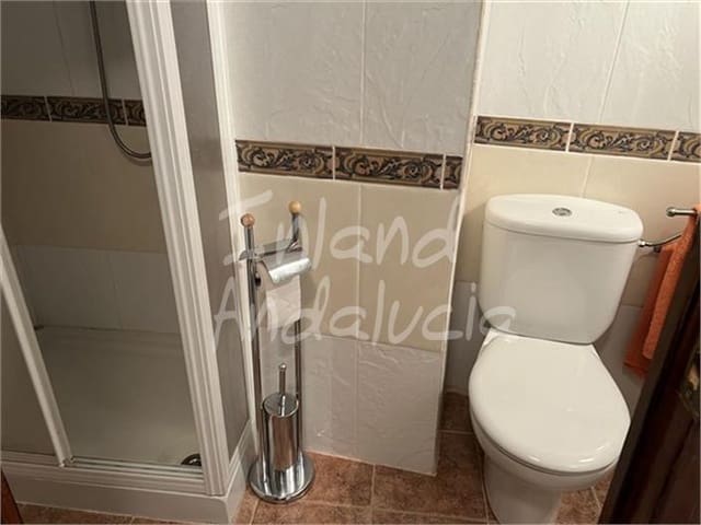 5 bedroom Townhouse for sale in Castillo de Locubín - € 78,000 (Ref: 9751513)