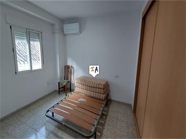 4 sovrum Hus till salu i Castillo de Locubín med garage - 69 000 € (Ref: 9751515)