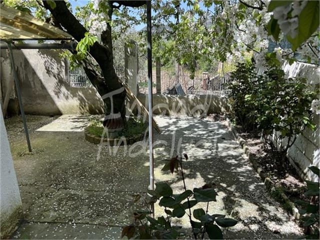 3 soverom Hus til salgs i Charilla, Alcalá la Real - € 60 000 (Ref: 9755124)