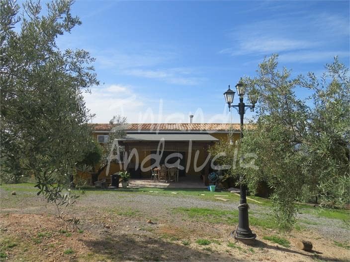 2 bedroom Finca/Country House for sale in Alcaudete with garage - € 340,000 (Ref: 9772585)