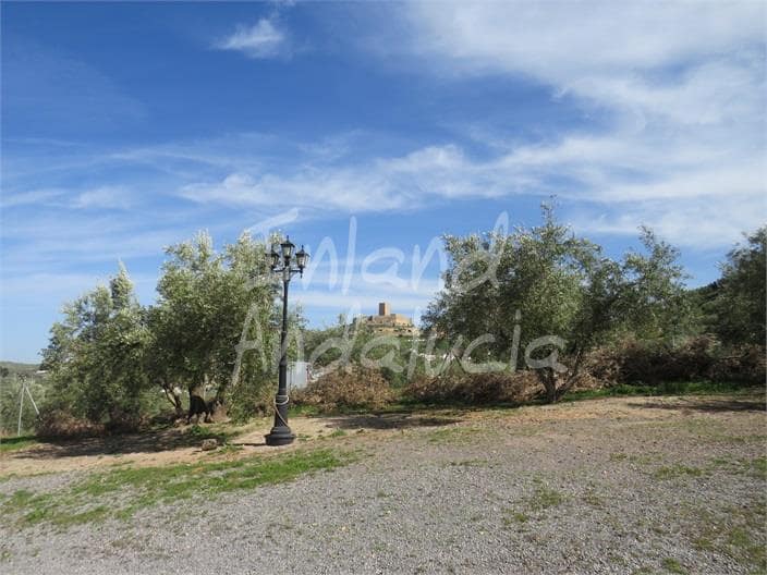 2 bedroom Finca/Country House for sale in Alcaudete with garage - € 340,000 (Ref: 9772585)