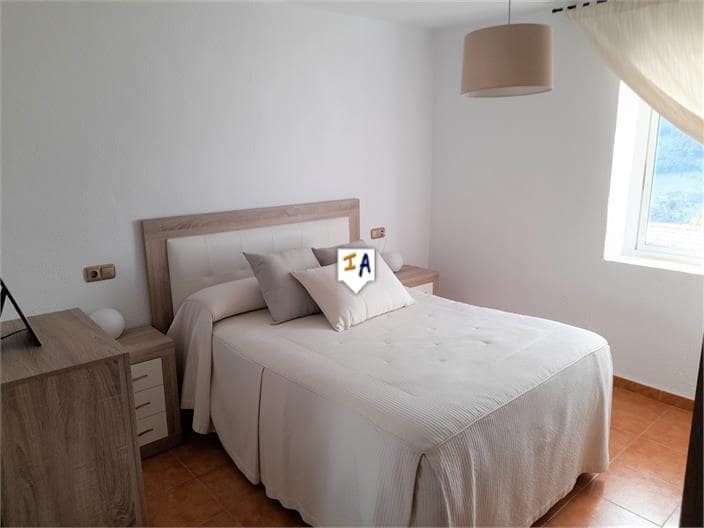 5 bedroom Townhouse for sale in Tozar - € 87,000 (Ref: 9772587)