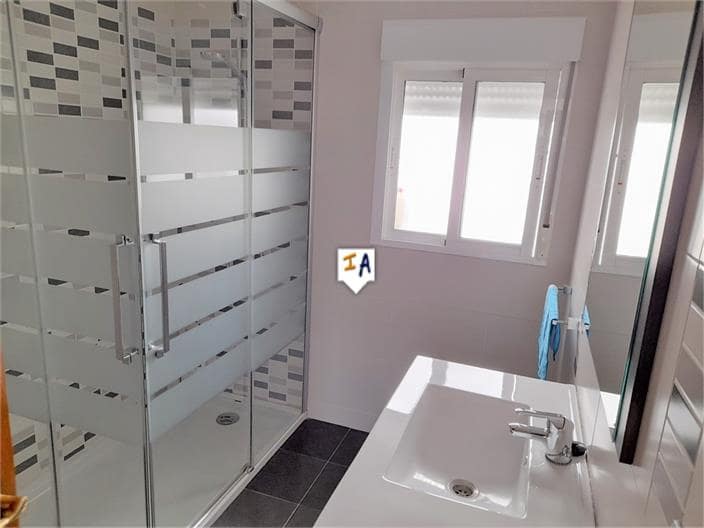 5 bedroom Townhouse for sale in Tozar - € 87,000 (Ref: 9772587)