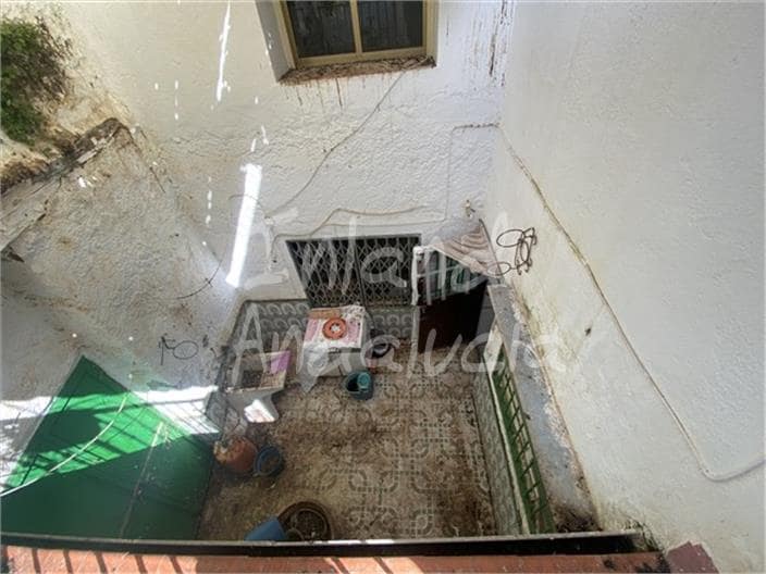 4 bedroom Townhouse for sale in Moclin - € 68,000 (Ref: 9772588)