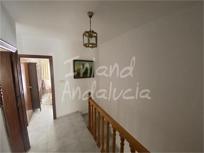 4 bedroom Townhouse for sale in Moclin - € 68,000 (Ref: 9772588)