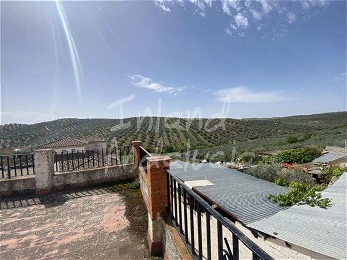 4 bedroom Townhouse for sale in Moclin with garage - € 68,000 (Ref: 9772589)