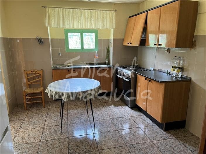 4 quarto Quinta/Casa Rural para venda em Castillo de Locubin com garagem - 185 000 € (Ref: 9777337)