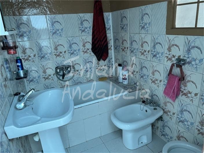 4 quarto Quinta/Casa Rural para venda em Castillo de Locubin com garagem - 185 000 € (Ref: 9777337)