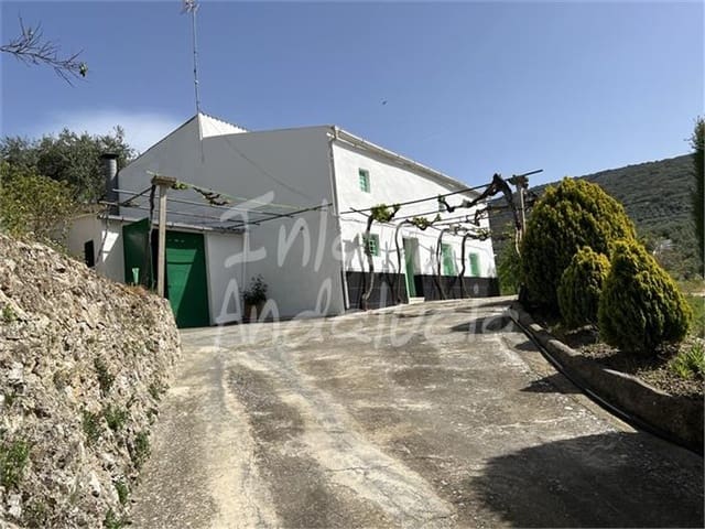 4 soverom Finca/Herregård til salgs i Castillo de Locubín med garasje - € 185 000 (Ref: 9777337)