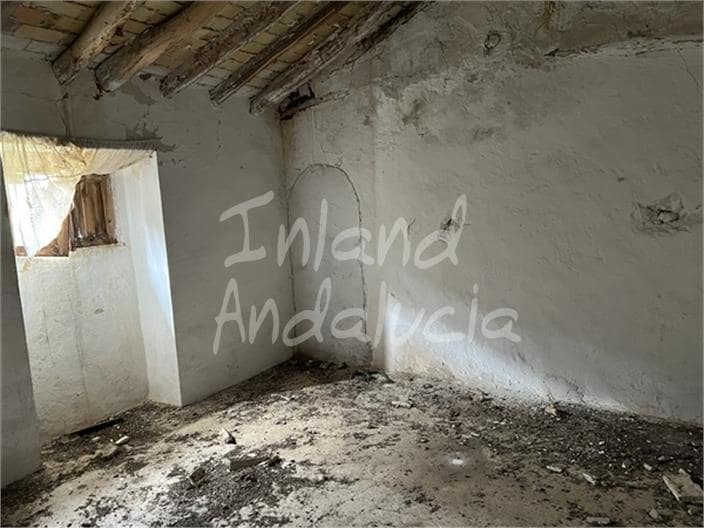 3 bedroom Finca/Country House for sale in Charilla with garage - € 100,000 (Ref: 9777338)